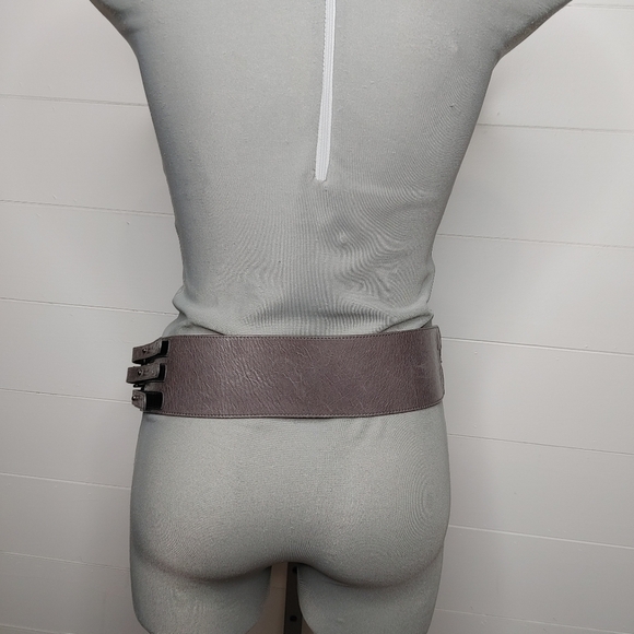 MARC Cain leather triple strap belt - Picture 6 of 15